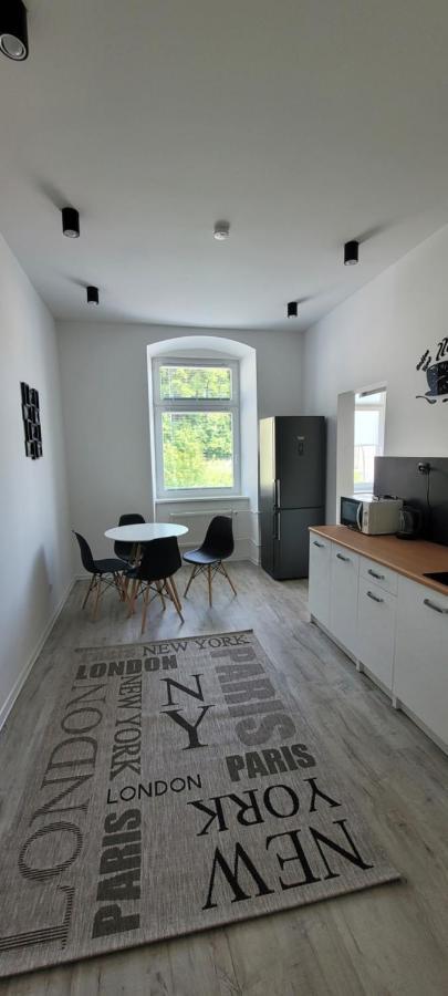 Apartament Citystation Wałbrzych Extérieur photo